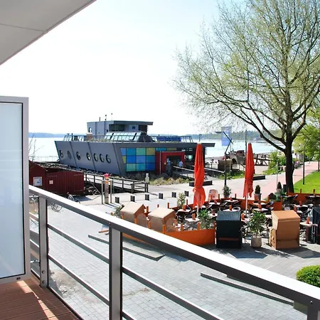 Διαμέρισμα 4 - 